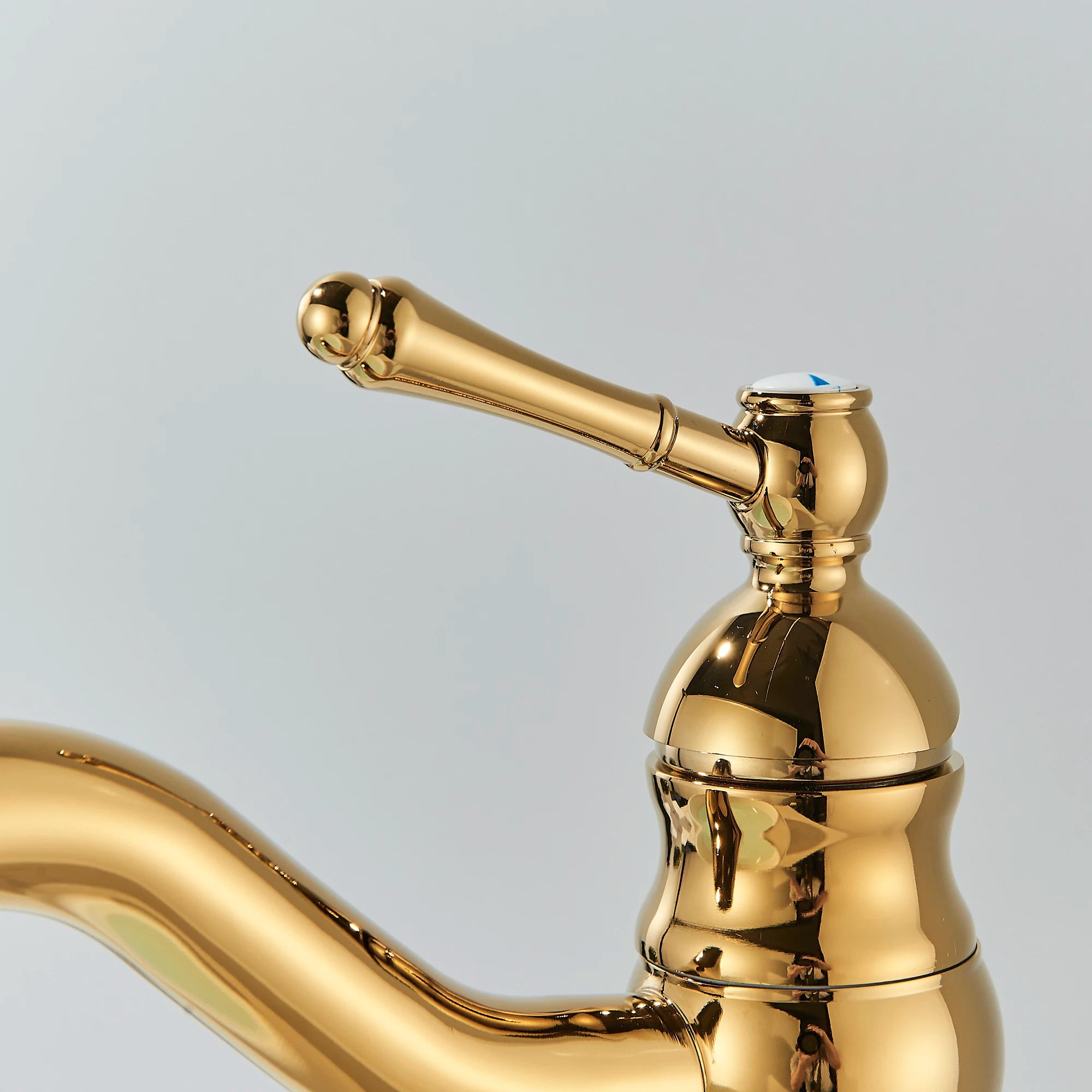 Basin Faucet 5 Colors Deck Mounted Single Handle