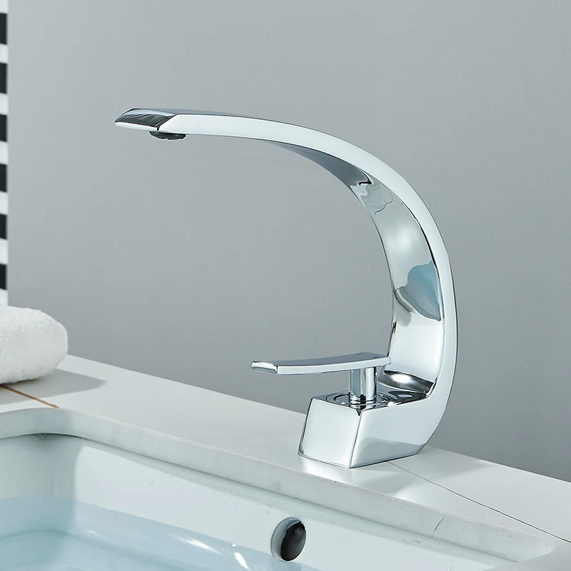 Luxury Brass Basin Faucet For Bathroom